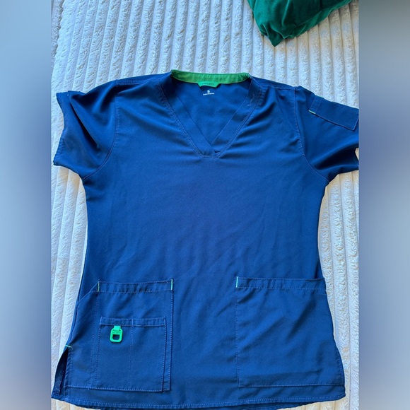 Navy blue Carhartt scrubs - small - Picture 2 of 2